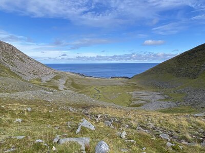 An overview of the Atlantic at Knivskjellodden