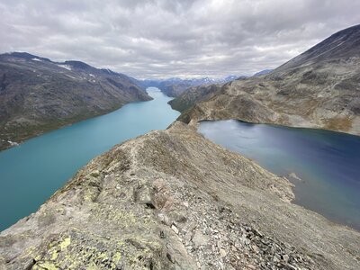 The Besseggen ridge between Bessvatnet (1373m / 4505ft) and Gjende (984m / 3227ft)